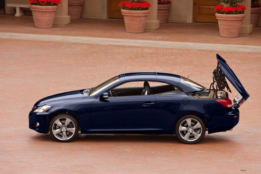  Lexus IS350C 2008 года  (фото 38 из 108)